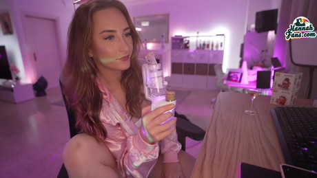 hannahjames710  17-01-2022